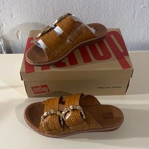Fitflop Croc-Print Leather Sandals